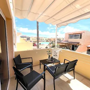 https://eco-house-golfinhos.in-canary-islands.com